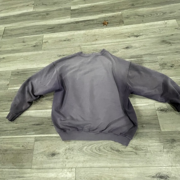 Vintage jerzees crewneck (PyraMed) purple, small stain on front. - Picture 4 of 4
